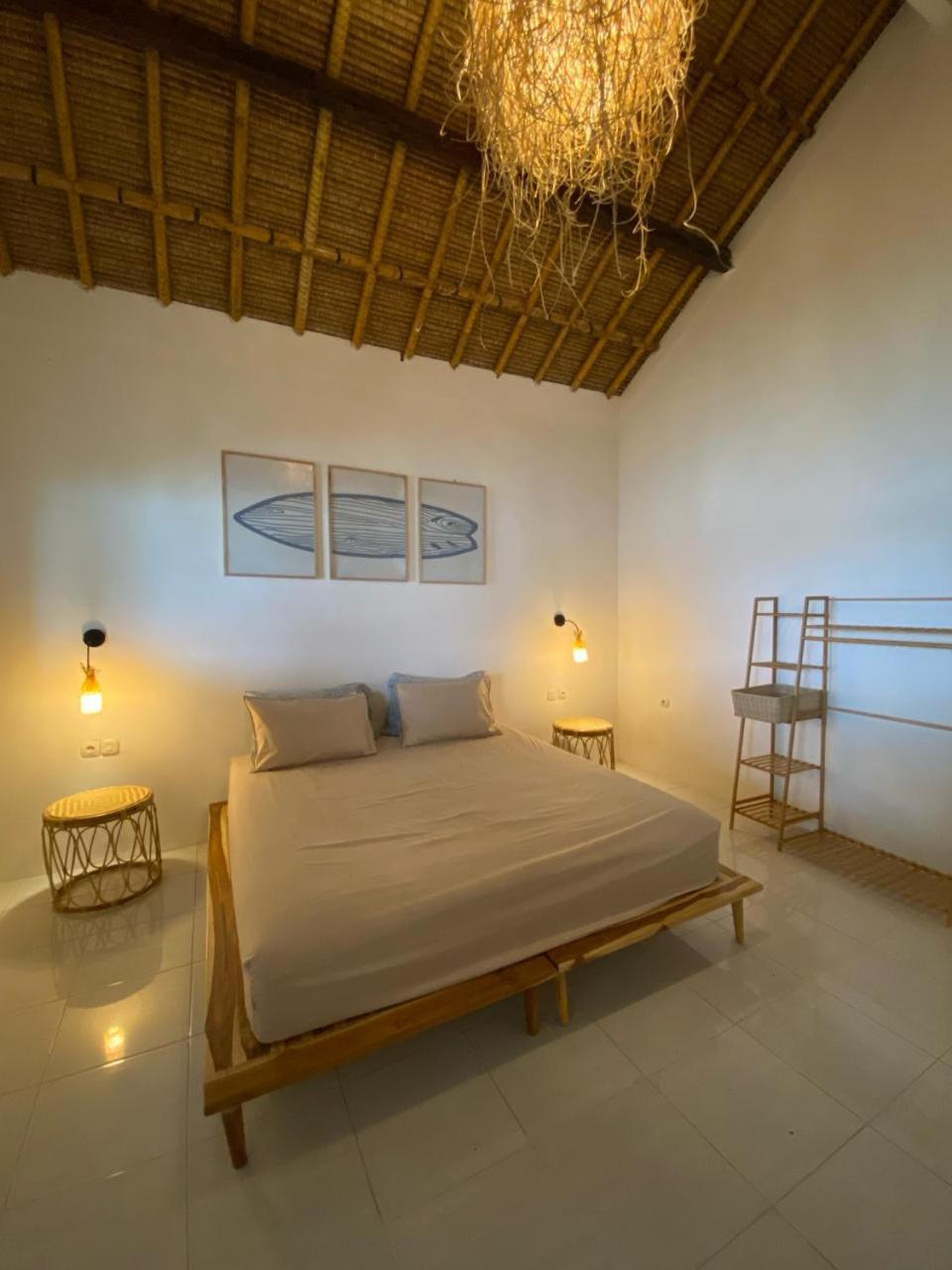 Готель Surf Shack Grupuk Bumbang Екстер'єр фото