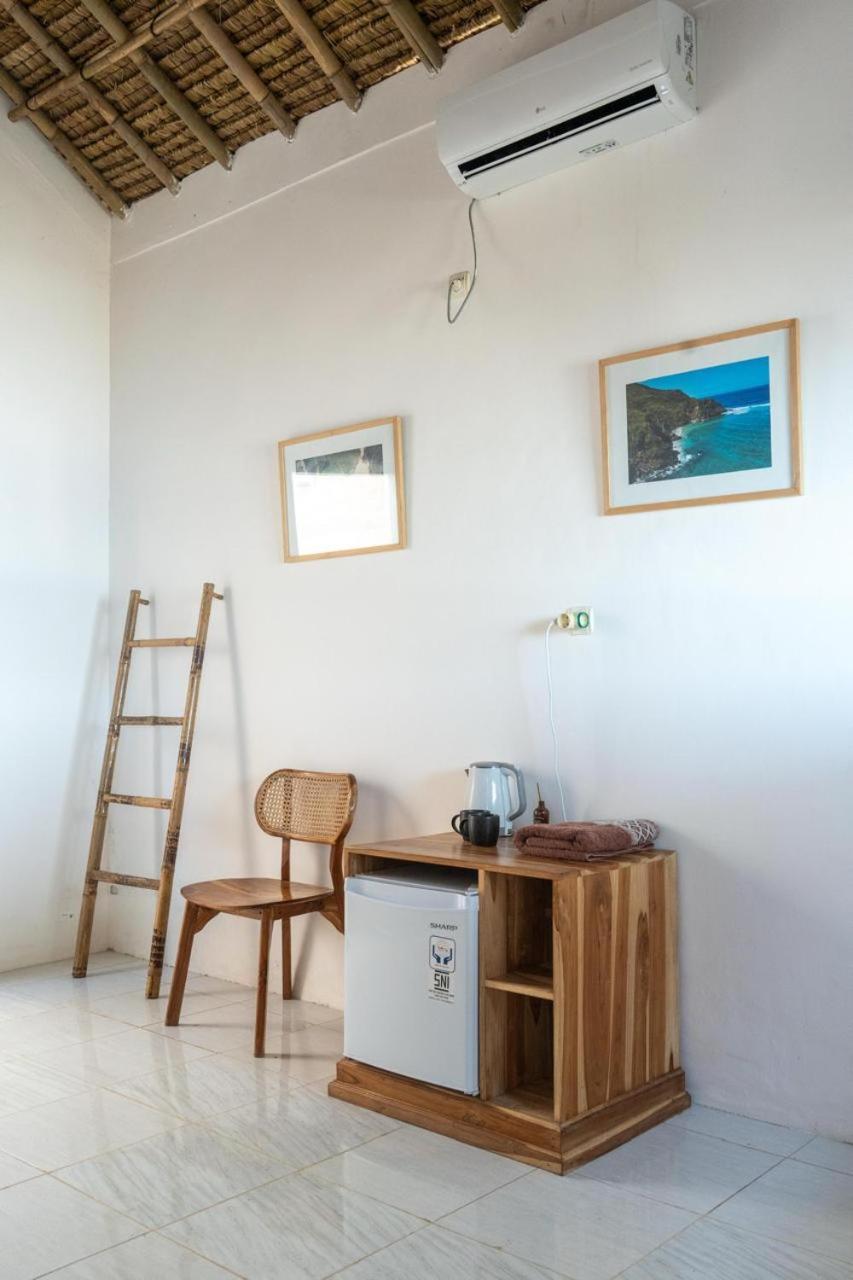 Готель Surf Shack Grupuk Bumbang Екстер'єр фото